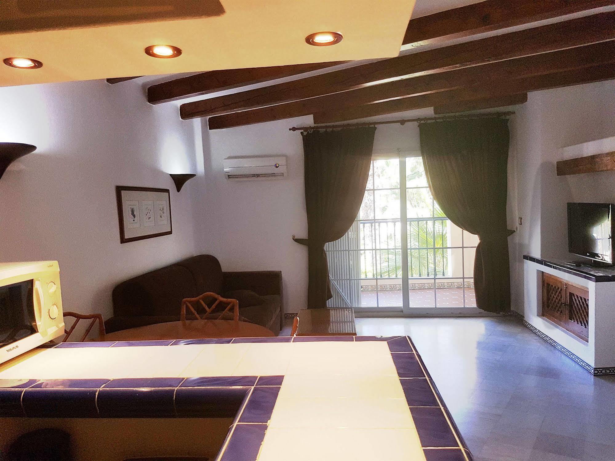 Ona Aldea Del Mar Aparthotel Torrevieja Exterior foto
